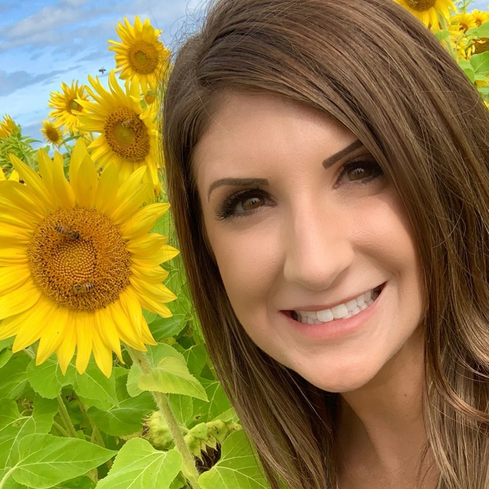 Meet your Posher, Maria